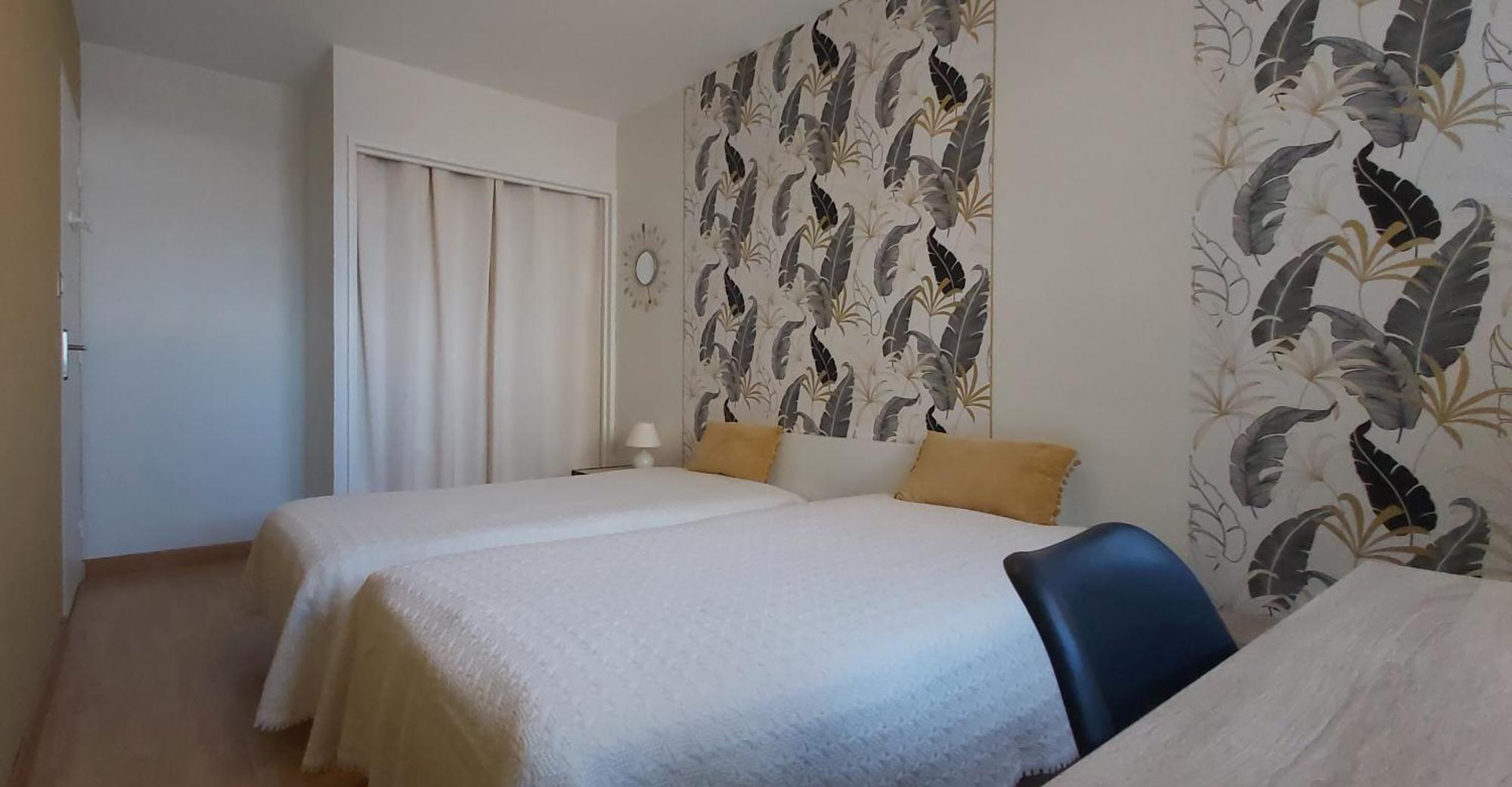 :) Spacieux T4 Aeroport, Ensoleille, Deco Soignee Blagnac Luaran gambar
